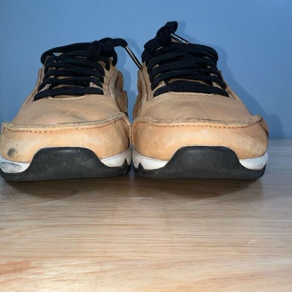 Opening Ceremony Iggy Athleisure Sneaker Exposed Seams Tan Black White Women’s 5 - Picture 3 of 13